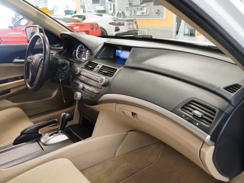 Used 2012 Honda Accord LX image 26