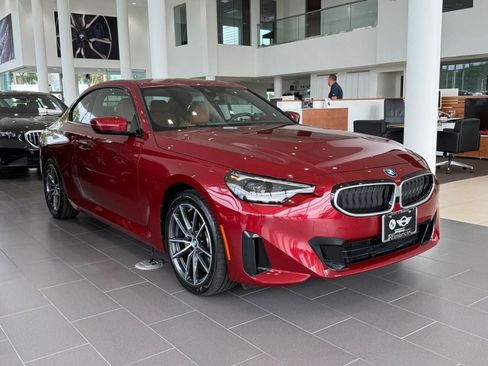 Used 2025 BMW 230i xDrive Coupe w/ Convenience Package AWD/4WD image 1