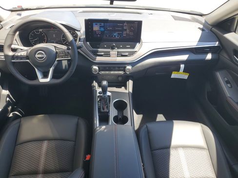New 2026 Nissan Altima 2.5 SR FWD image 15