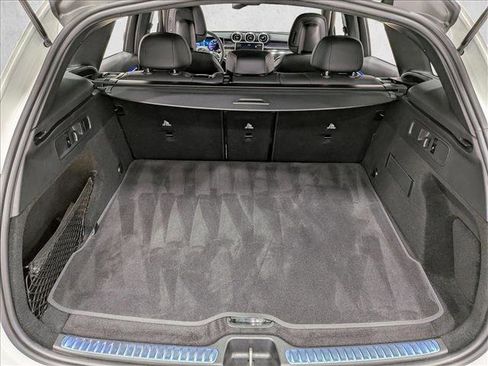 Used 2026 Mercedes-Benz GLC 300 image 6