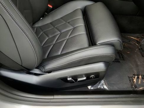 Used 2026 BMW 530i RWD image 37