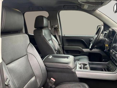 Used 2016 Chevrolet Silverado 1500 LTZ Z71 image 30