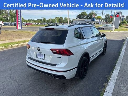 Certified 2023 Volkswagen Tiguan SE R-Line AWD/4WD image 8