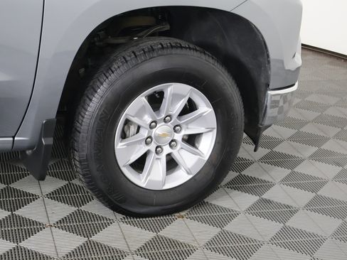 Used 2025 Chevrolet Silverado 1500 LT image 57