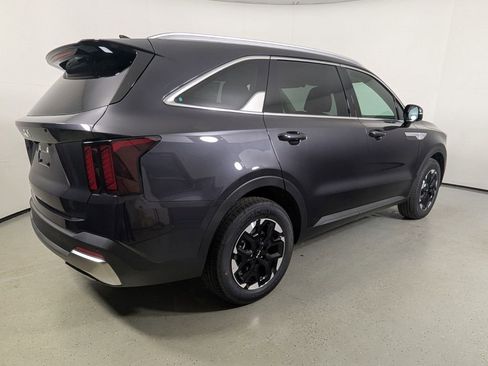New 2026 Kia Sorento S w/ S Panoramic Sunroof Package FWD image 7