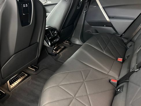 Used 2023 BMW iX xDrive50 w/ Sport Package image 26