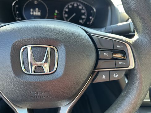 Used 2022 Honda Accord LX image 26