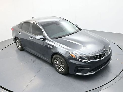 Used 2020 Kia Optima LX image 29