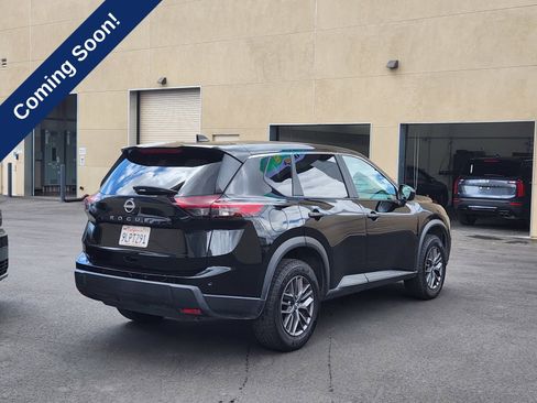 Used 2024 Nissan Rogue S FWD image 7