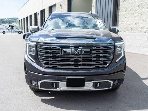 Used 2023 GMC Sierra 1500 Denali Ultimate AWD/4WD image 2