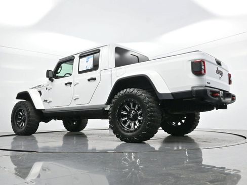 Used 2021 Jeep Gladiator Rubicon AWD/4WD image 49
