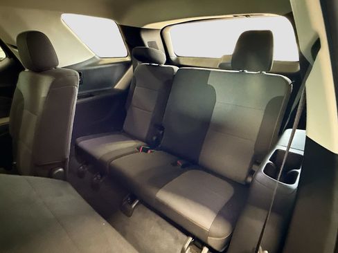 Used 2021 Chevrolet Traverse LT AWD/4WD image 28