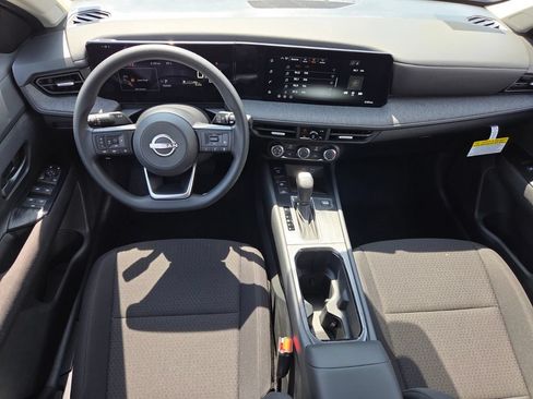 New 2027 Nissan Kicks S FWD image 8