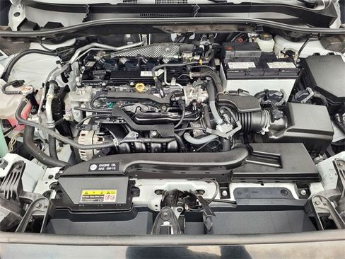 Certified 2023 Toyota Corolla Cross LE w/ Moonroof Package image 34