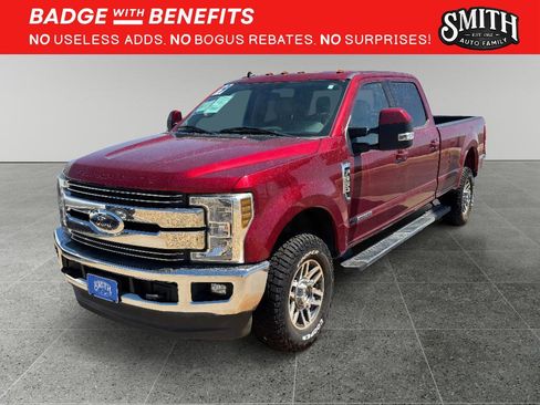 Used 2019 Ford F350 Lariat w/ Lariat Value Package AWD/4WD image 4