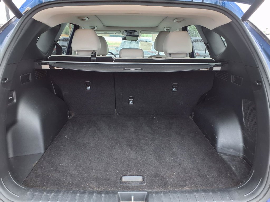 Used 2022 Hyundai Tucson Limited FWD image 11