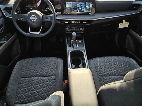 New 2026 Nissan Kicks SV image 11