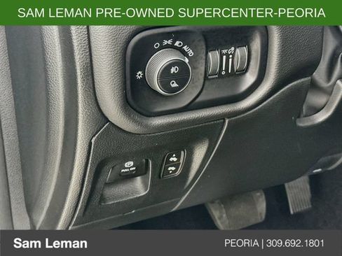 Used 2025 RAM 1500 Big Horn AWD/4WD image 10