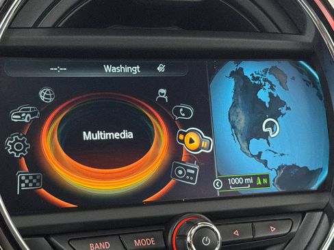 Used 2016 MINI Cooper Clubman FWD image 36