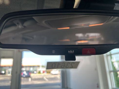 New 2025 Kia Soul S image 29