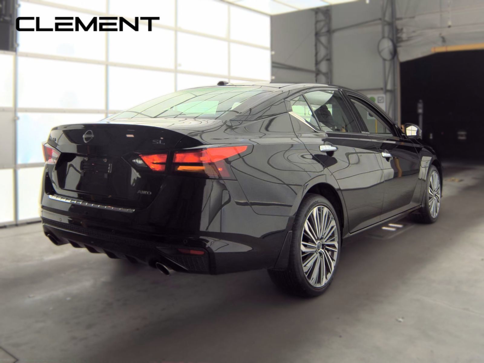 Used 2023 Nissan Altima 2.5 SL AWD/4WD image 6