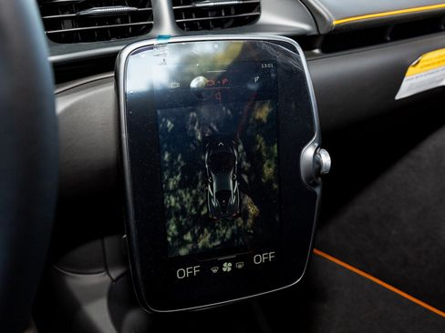 Used 2024 McLaren Artura RWD image 55
