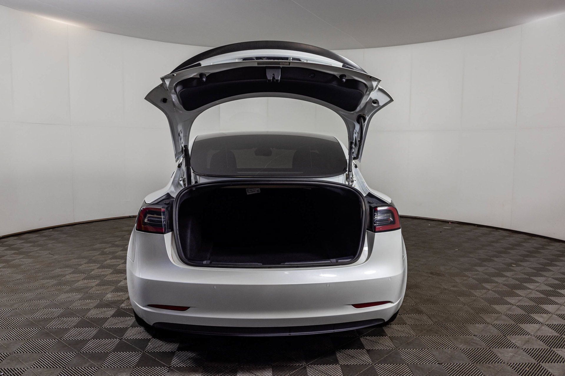 Used 2021 Tesla Model 3 Performance AWD/4WD image 38