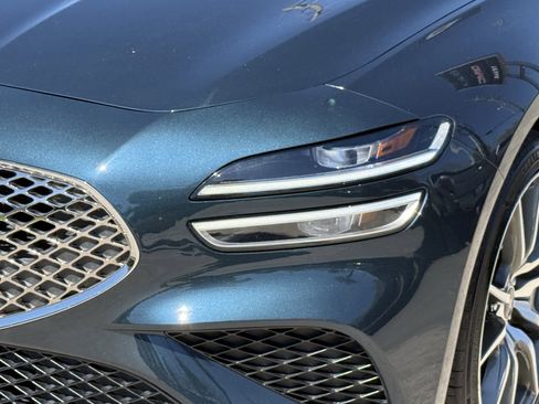 Used 2025 Genesis G70 2.5T image 11