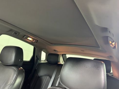 Used 2013 Cadillac SRX Luxury image 13