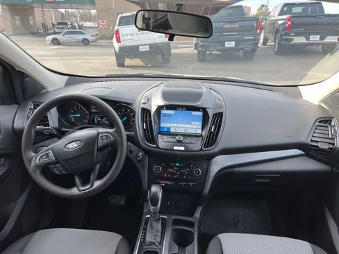 Used 2019 Ford Escape SE image 33