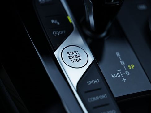 Used 2023 BMW X3 sDrive30i w/ Convenience Package image 39