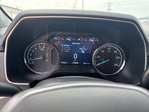 Used 2022 Ford F150 XLT w/ Equipment Group 301A Mid AWD/4WD image 16