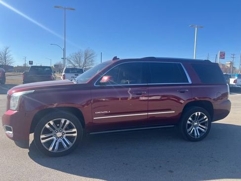 Used 2018 GMC Yukon Denali w/ Denali Ultimate Package image 3
