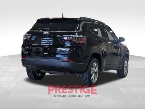 New 2026 Jeep Compass Latitude image 5