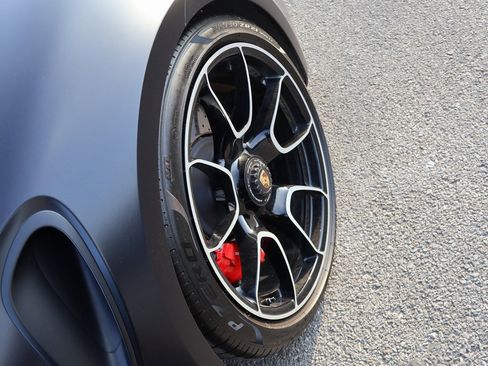 Used 2021 Porsche 911 Turbo image 36