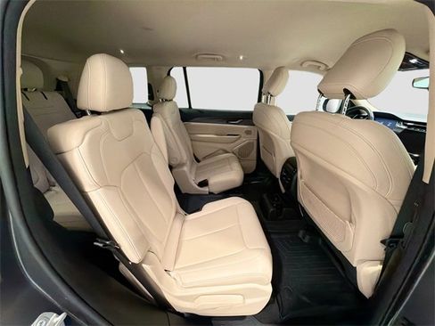 Used 2021 Jeep Grand Cherokee L Limited image 24