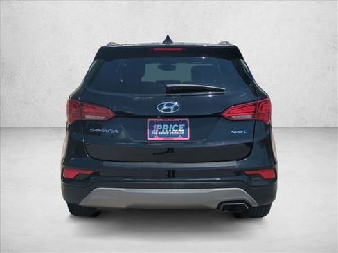 Used 2017 Hyundai Santa Fe Sport w/ 2.4L Value Package 06 FWD image 7