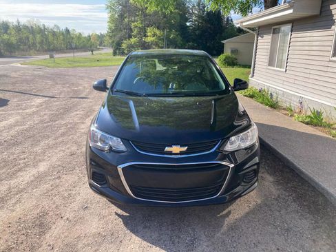Used 2020 Chevrolet Sonic LT image 3