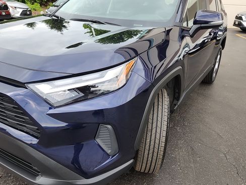 Certified 2025 Toyota RAV4 XLE FWD image 9