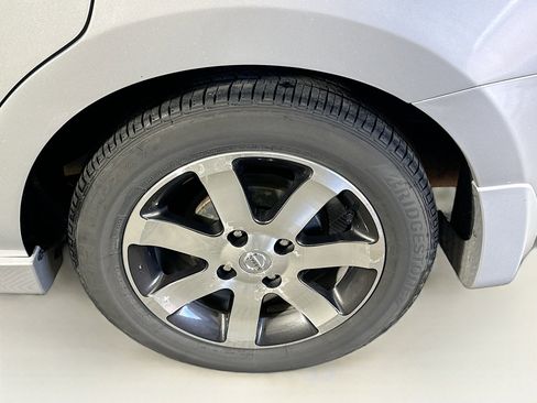 Used 2012 Nissan Sentra 2.0 SR w/ Special Edition Pkg image 11