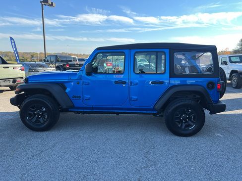 New 2026 Jeep Wrangler Sport image 25