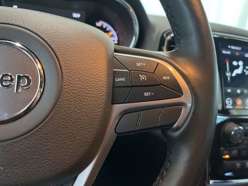 Used 2022 Jeep Grand Cherokee Limited AWD/4WD image 7