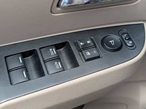 Used 2014 Honda Odyssey EX-L image 25