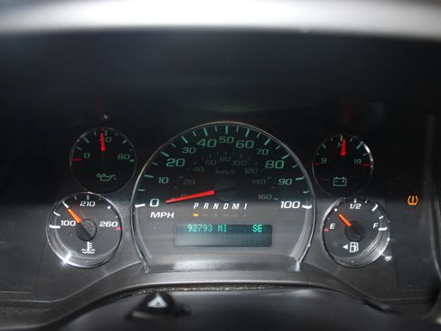 Used 2011 Chevrolet Express 3500 LT w/ LT Preferred Equipment Group image 12