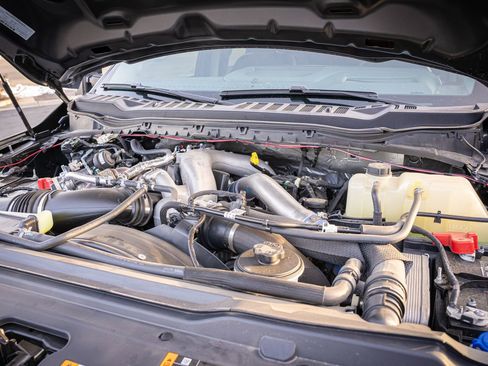 Used 2025 Ford F350 Lariat w/ Lariat Ultimate Package image 40