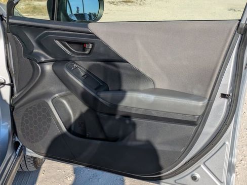 Used 2024 Subaru Crosstrek 2.0i Premium image 27