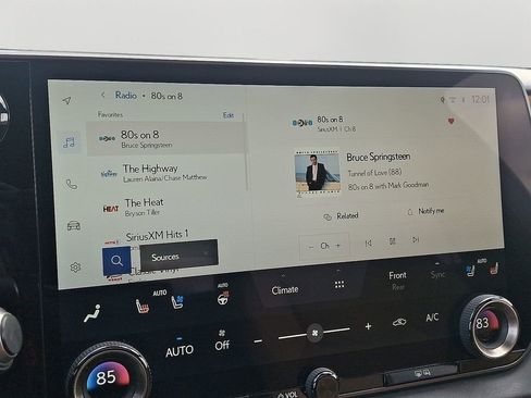 Used 2023 Lexus RX 350 350 Premium image 19