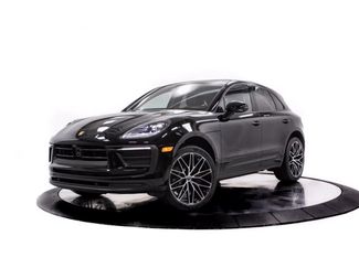 Certified 2026 Porsche Macan AWD/4WD video 1