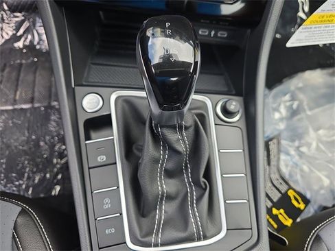 New 2025 Volkswagen Jetta SE image 14