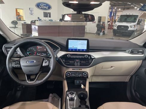 Used 2021 Ford Escape SEL AWD/4WD image 14